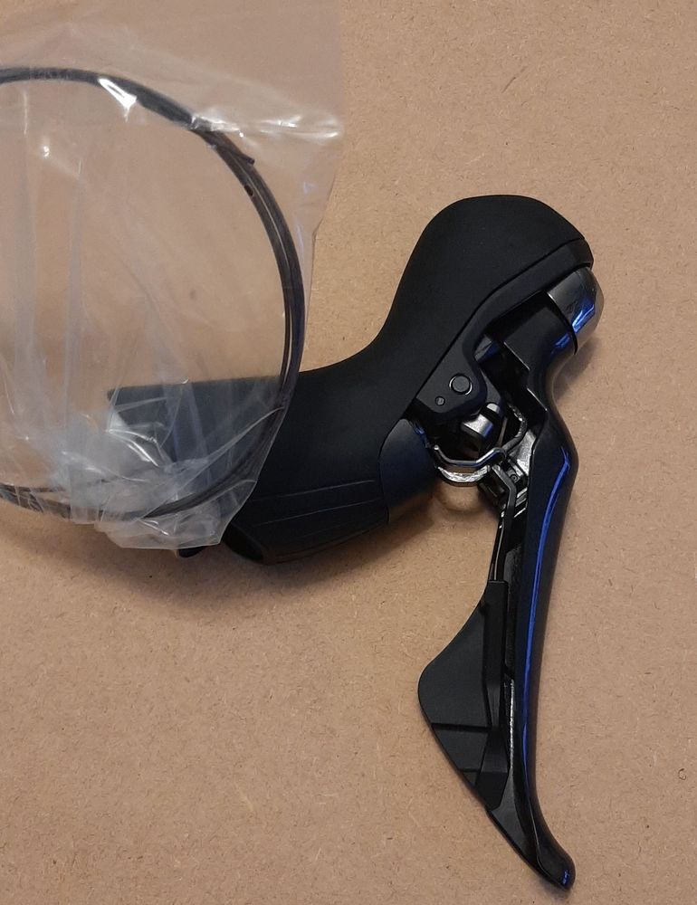 Used Shimano R8020 / R8070 2025 bike — image 11 of 11