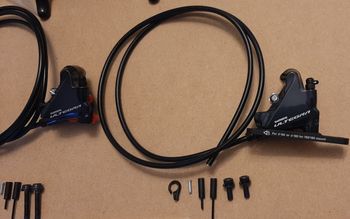 Used Shimano R8020 / R8070 2025 bike — image 2 of 11