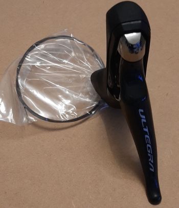 Used Shimano R8020 / R8070 2025 bike — image 7 of 11