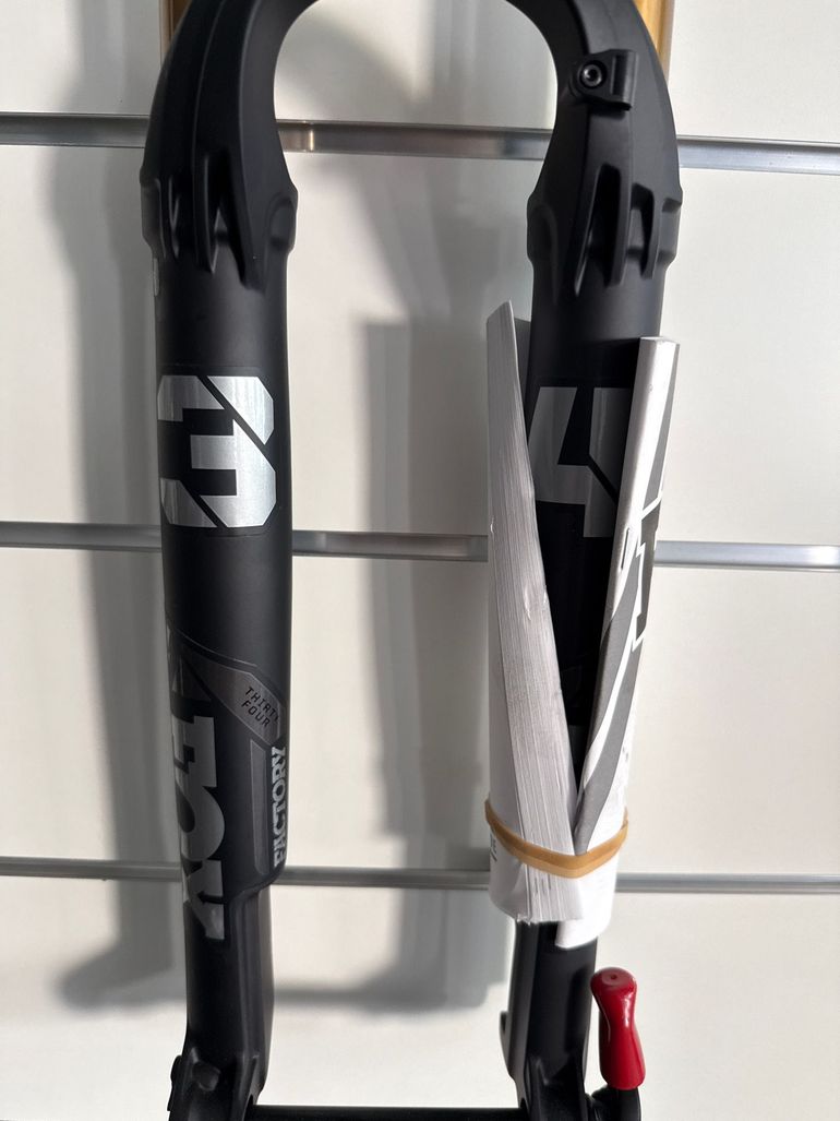 Brugt Fox 34 step cast Kashima boost 29 2024 bike — billede 2 af 3