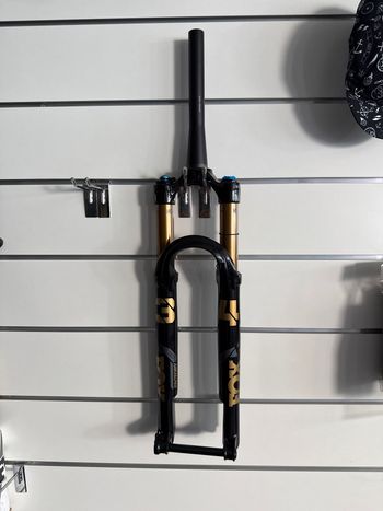 Używany Fox 34 STEP CAST KASHIMA BOOST 29 2025 Fork