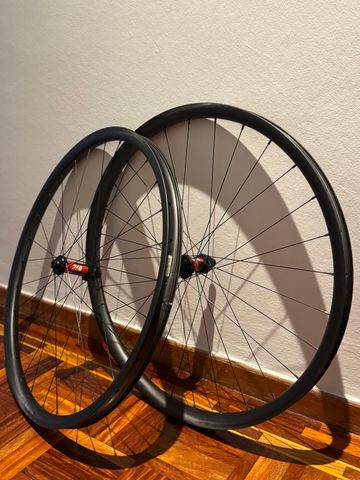 Tweedehands Dt Swiss 240 Wheels
