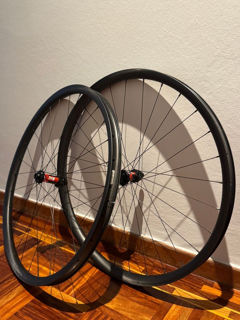 Used Dt Swiss 240 Wheels