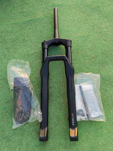 Tweedehands Dt Swiss F535 ONE 2024 Fork