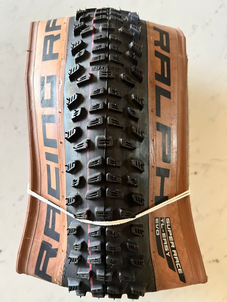 Used Schwalbe Racing Ralph 2024 bike — image 3 of 8