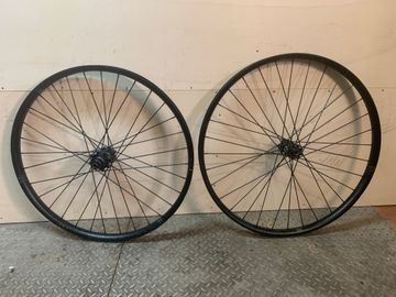 Tweedehands Industry Nine Set ruote Industry Nine EN305 con mozzi HYDRA 2022 Wheels