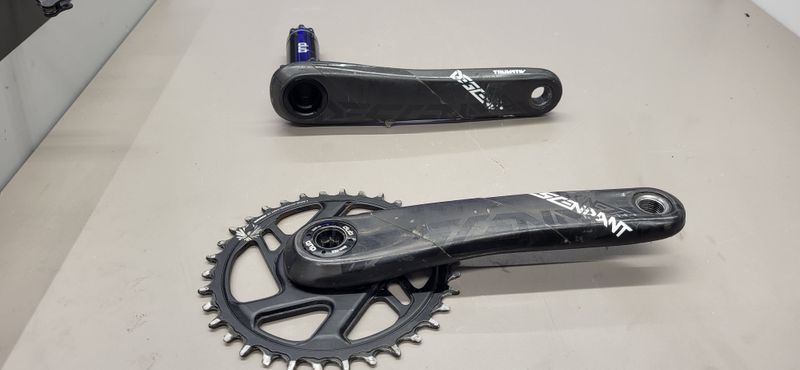 Used Truvativ Descendant Carbon Drivetrain & Pedals