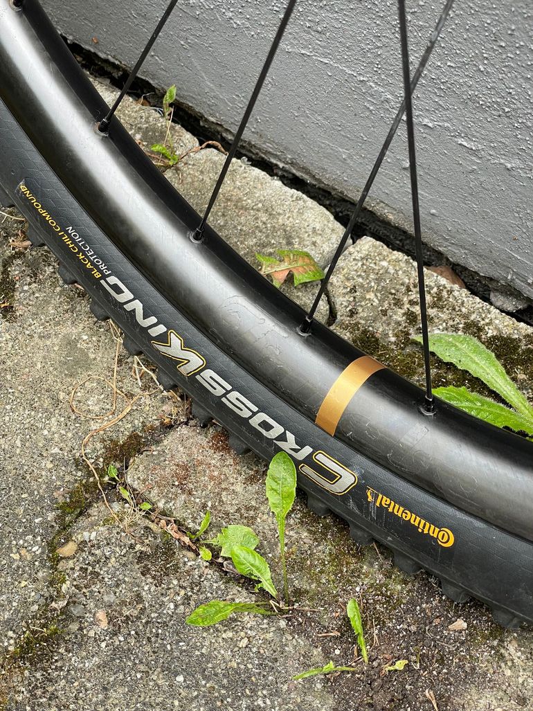 Używany EXTRALITE TrueBc XC Carbon Hyperboost 3 2024 bike — zdjęcie 8 z 12