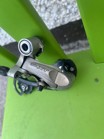 Tweedehands Shimano XT Drivetrain & Pedals