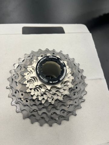 Używany Shimano dura-ace CS-R9200 2025 Drivetrain & Pedals