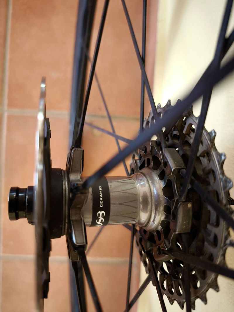 Used Fulcrum racing zero ceramic 2021 bike — image 4 of 4