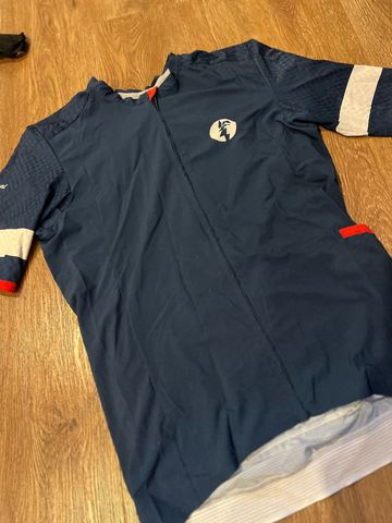 Used Endless Local Hawaii 2022 Cycling Clothing