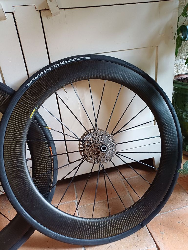 Gebrauchtes mavic carbone 2021 bike — Bild 3 von 4
