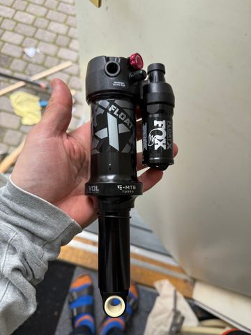 Used Fox Float X 205x65 bike — image 2 of 3