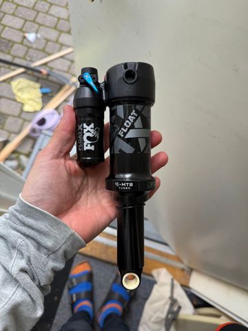 Tweedehands Fox Float X 205x65 Rear Suspension