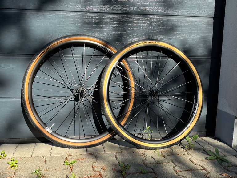Used Dt Swiss C1850 bike — image 1 of 2