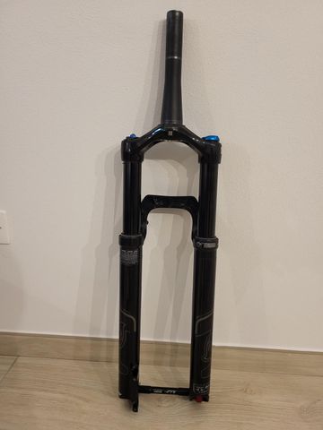 Tweedehands FOX RHYTHM 34 FLOAT 29 130 mm 2023 bike — afbeelding 3 van 5