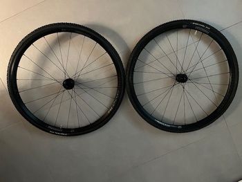 Used Bontrager Paradigm Comp 25, Tubeless Ready 2025 bike — image 1 of 3