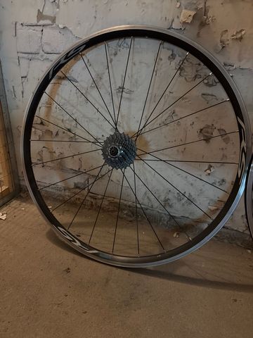 Shimano RS 2020 Wheels de segunda mano