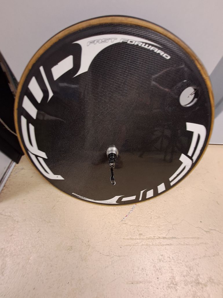 ffwd LENTICULAIRE 2020