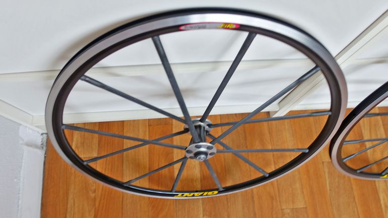 Used Giant GIANT Composite 700c wheelset. 2003 bike — image 3 of 11
