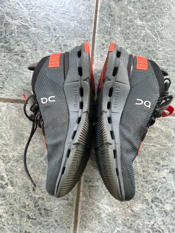Used On Running Cloudtec 2024 bike — image 4 of 5