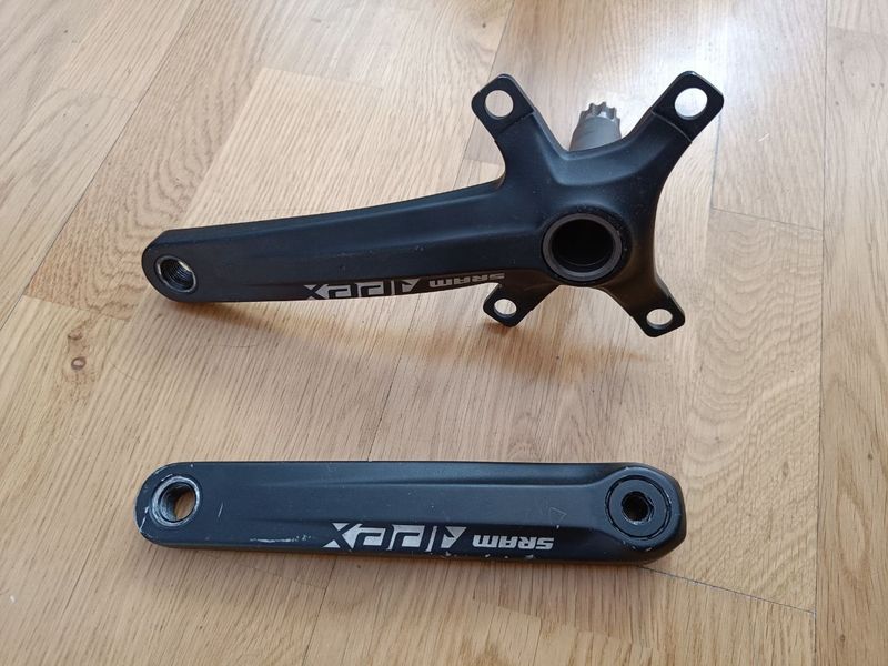 Used Sram Apex Crankset 172.5 Drivetrain & Pedals