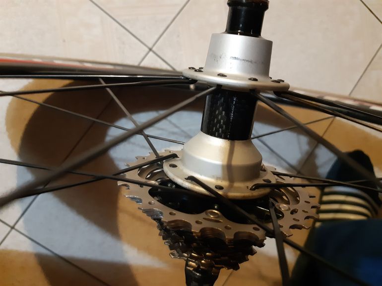 Used Novatec W28S bike — image 10 of 11
