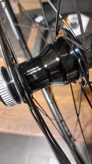 Used Dt Swiss R470/Shimano hub 2025 bike — image 3 of 4