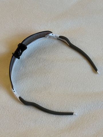 Used Oakley radar ev bike — image 2 of 10