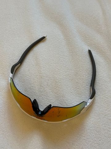 Used Oakley radar ev bike — image 4 of 10