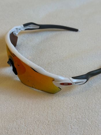 Oakley, radar ev
