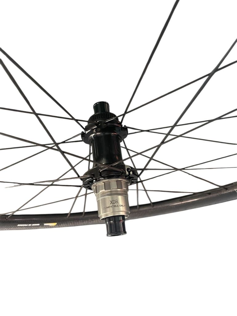 Used Corima essentia disc tlr 2024 bike — image 3 of 6
