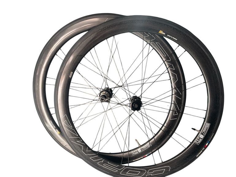 Used Corima essentia disc tlr 2024 bike — image 1 of 6