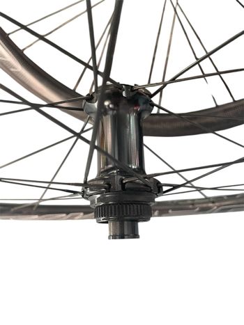 Used Corima essentia disc tlr 2024 bike — image 6 of 6