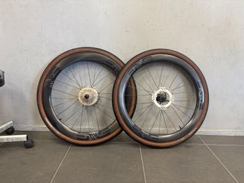 Used Enve SES 4.5 2025 bike — image 1 of 3