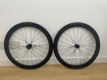 Used Bontrager Aeolus Elite 35 disc 2024 Wheels