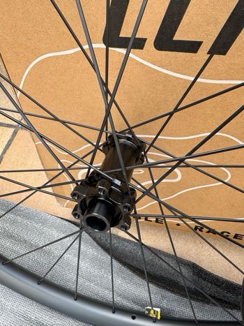 Used Elite-Wheels élite Wheels 2024 bike — image 3 of 6