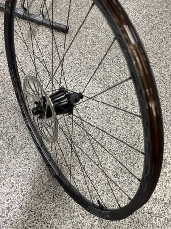 Used Raceface Next SL Carbon 2023 bike — image 5 of 6