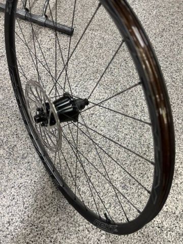 Used Raceface Next SL Carbon 2023 bike — image 5 of 6