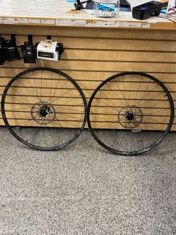 Used Raceface Next SL Carbon 2023 Wheels
