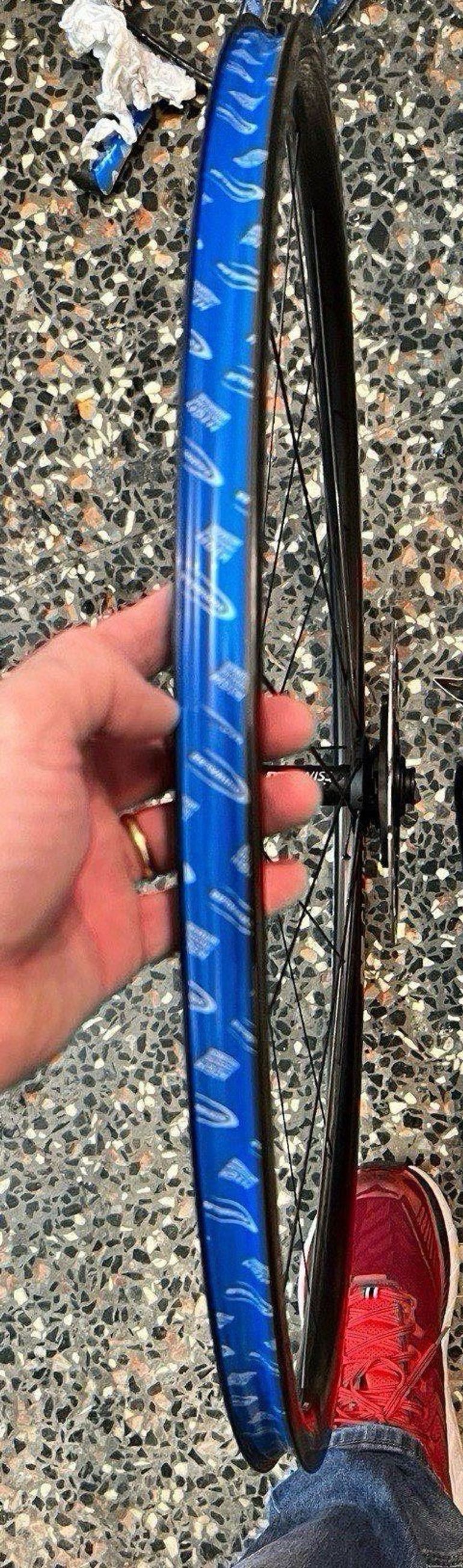 キズあり】DTSWISS PRC1100 DICUT MonChasseral DTスイス PRC