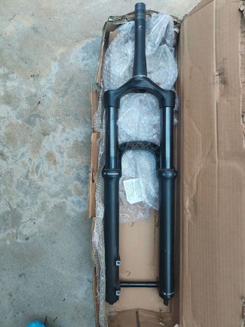 Gebrauchtes RockShox 35 silver bike — Bild 3 von 4