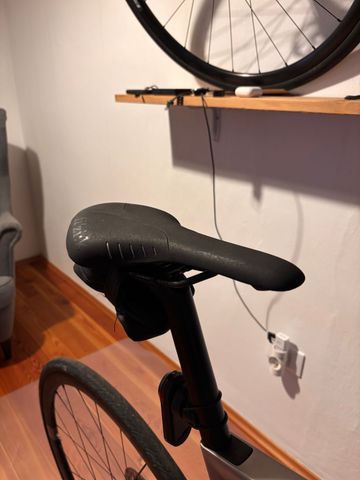 Used Fizik Antares R7 2021 Saddles & Seatposts