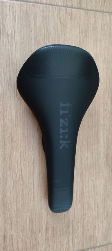 Used Fizik taiga 2021 Saddles & Seatposts