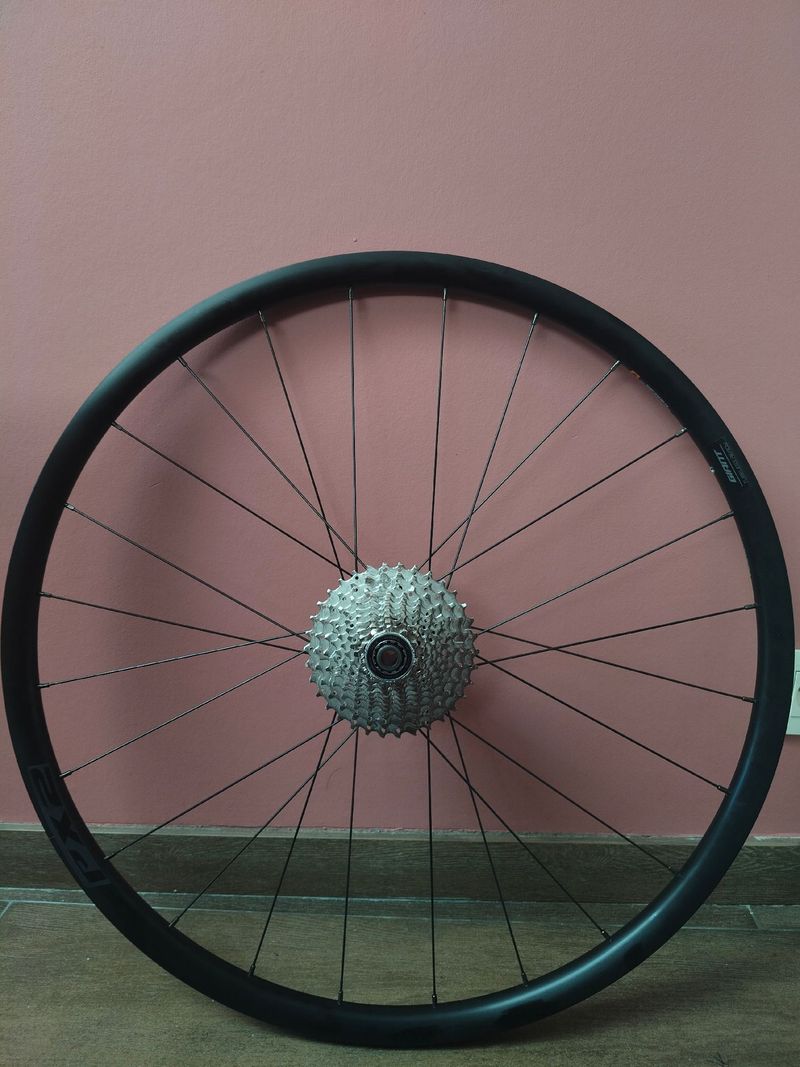 Giant PX2 rear wheel 2025 Wheels d'occasion