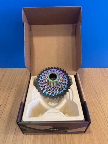 Sram Red axs E1 2025 Drivetrain & Pedals de segunda mano