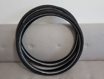 Brugt Continental Contact Plus City 27, 5x2, 2" Safety Plus Breaker. Tyres & Tubes