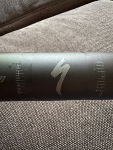 Used Specialized shallow bend 440mm 2025 bike — image 3 of 6