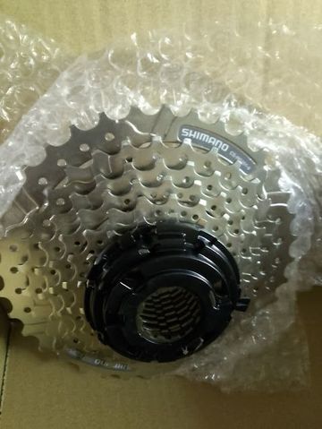 Used Shimano ALTUS CS-HG201 a 9 velocità 2018 Drivetrain & Pedals